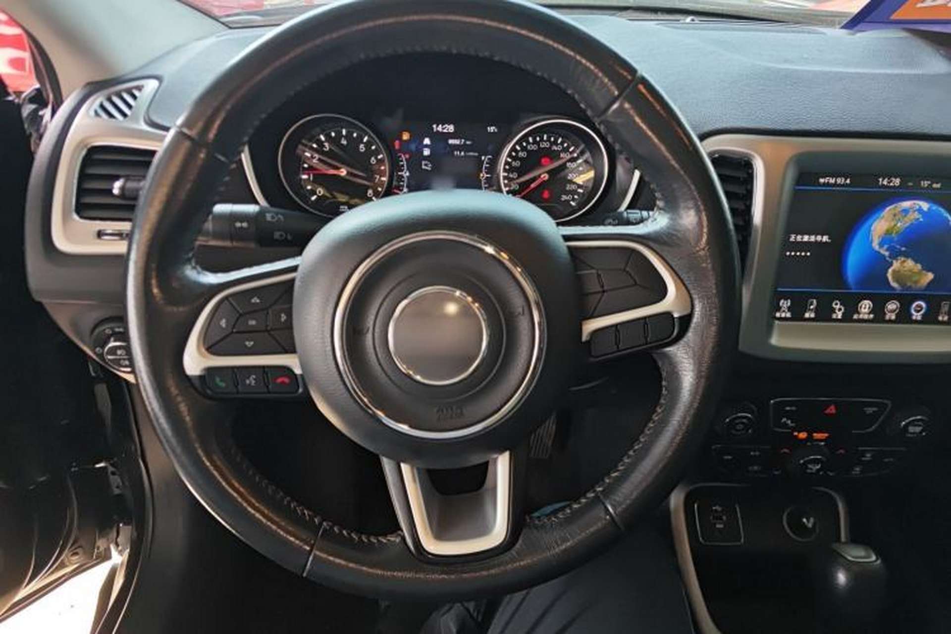 Used Jeep Compass 2017 200T Automatic Family Edition Steering Wheel