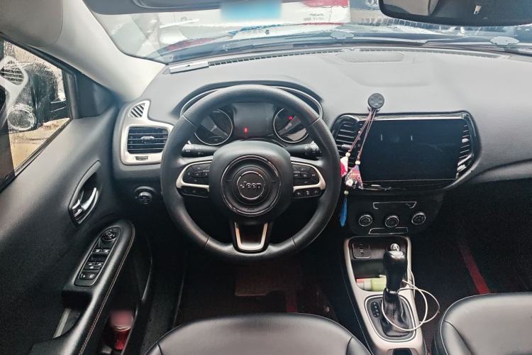Used Jeep Compass 2017 200T Automatic Enjoyment Version Steering Wheel