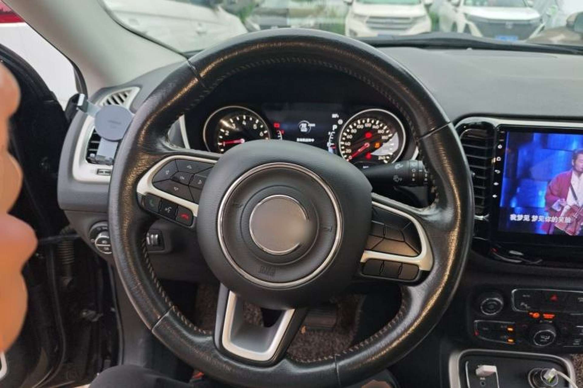 Used Jeep Compass 2017 200T Automatic Family Edition Steering Wheel
