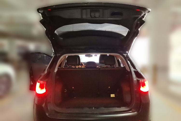 Used Jeep Compass 2017 200T Automatic Family Edition Trunk