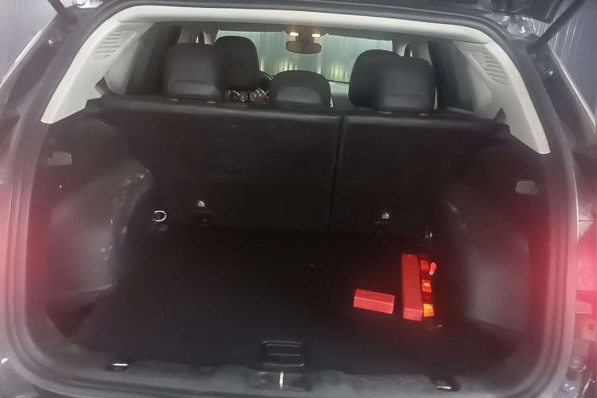 Used Jeep Compass 2017 200T Automatic Family Edition Trunk