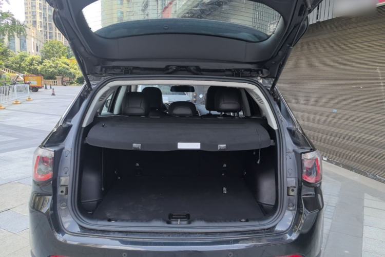 Used Jeep Compass 2017 200T Automatic Comfort Edition Trunk