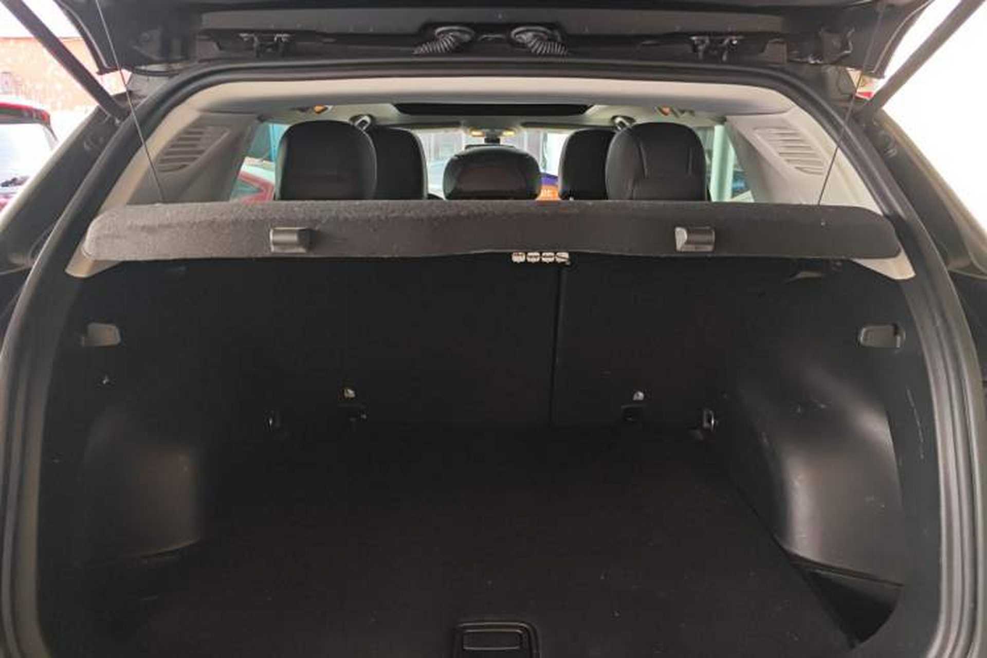 Used Jeep Compass 2017 200T Automatic Family Edition Trunk