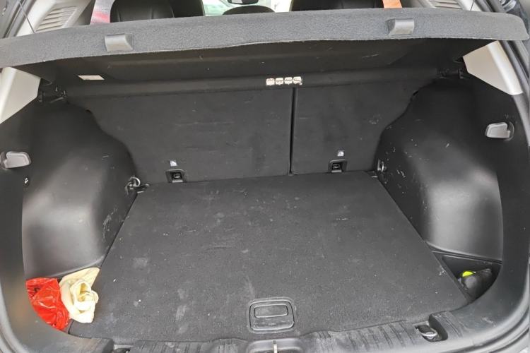 Used Jeep Compass 2017 200T Automatic Enjoyment Version Trunk