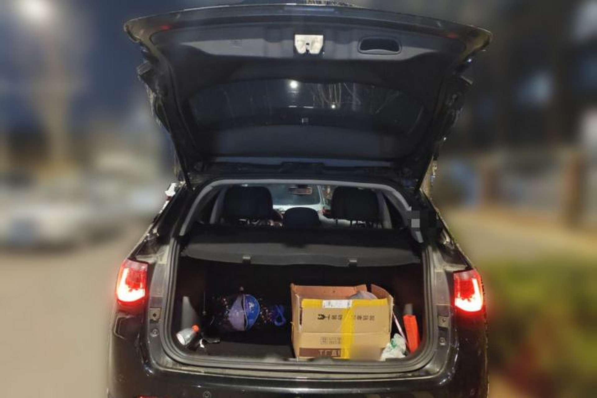 Used Jeep Compass 2017 200T Manual Enjoy Edition Trunk