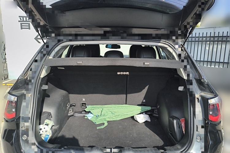 Used Jeep Compass 2017 200T Automatic Family Edition Trunk
