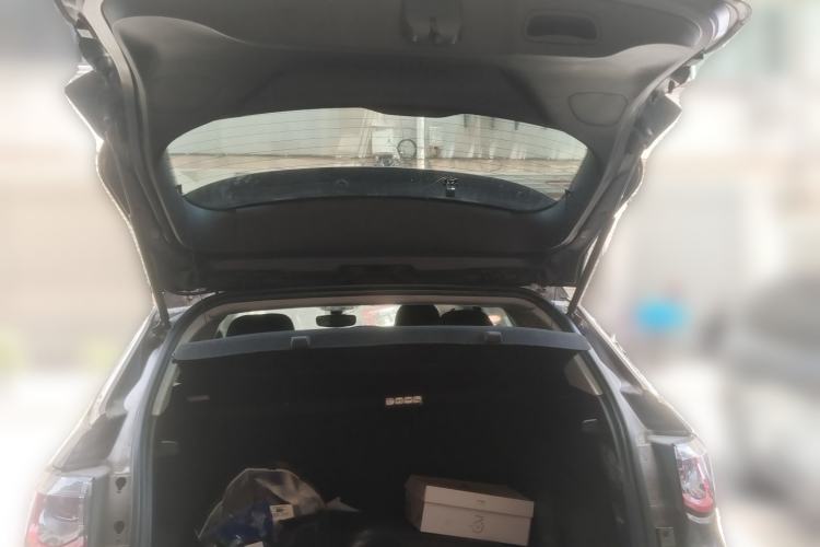 Used Jeep Compass 2017 200T Automatic Family Edition Trunk
