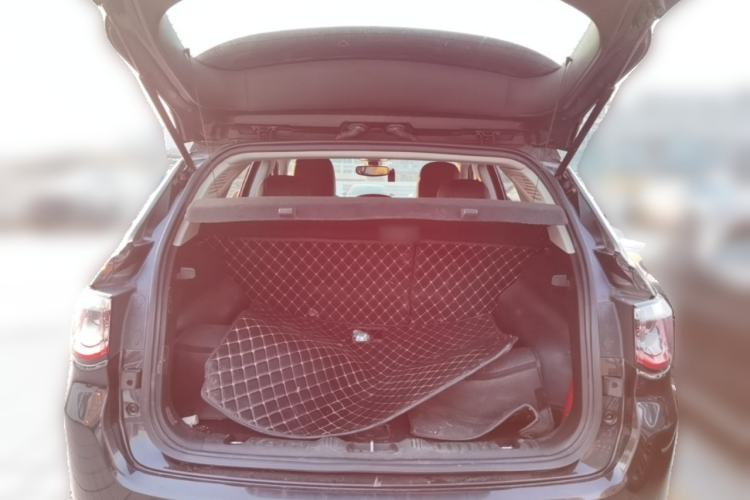 Used Jeep Compass 2017 200T Automatic Family Edition Trunk