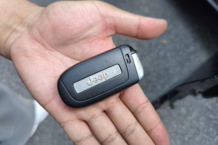 Used Jeep Compass 2017 200T Automatic Family Edition Vehicle Key