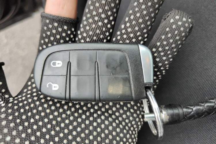 Used Jeep Compass 2017 200T Automatic Family Edition Vehicle Key