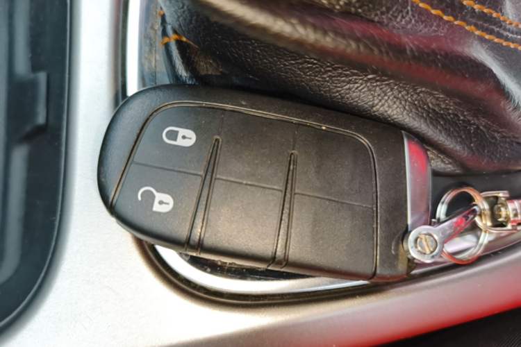 Used Jeep Compass 2017 200T Automatic Family Edition Vehicle Key