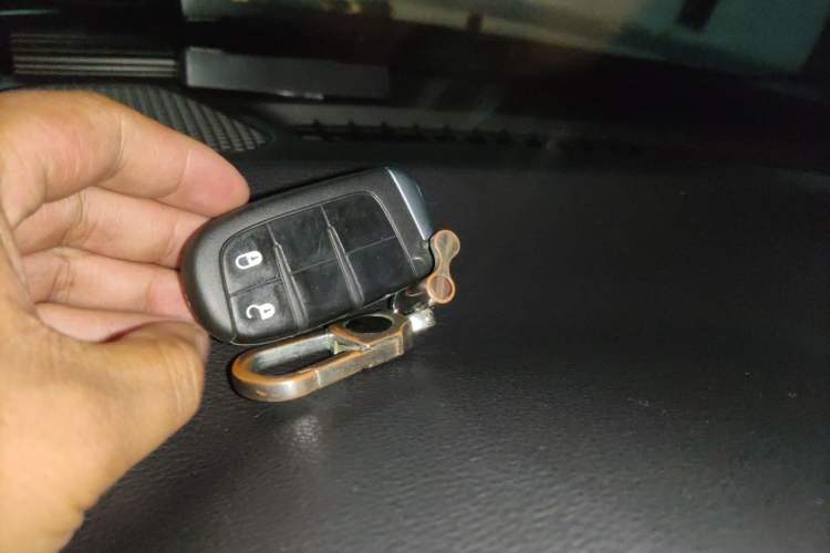 Used Jeep Compass 2017 200T Automatic Family Edition Vehicle Key