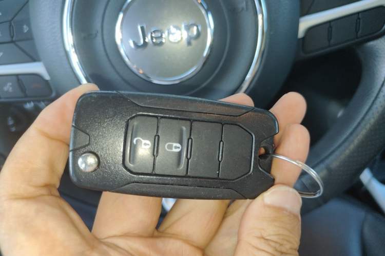 Used Jeep Compass 2017 200T Automatic Enjoyment Version Vehicle Key
