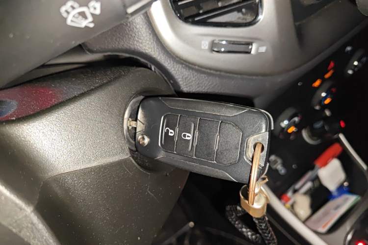 Used Jeep Compass 2017 200T Automatic Enjoyment Version Vehicle Key