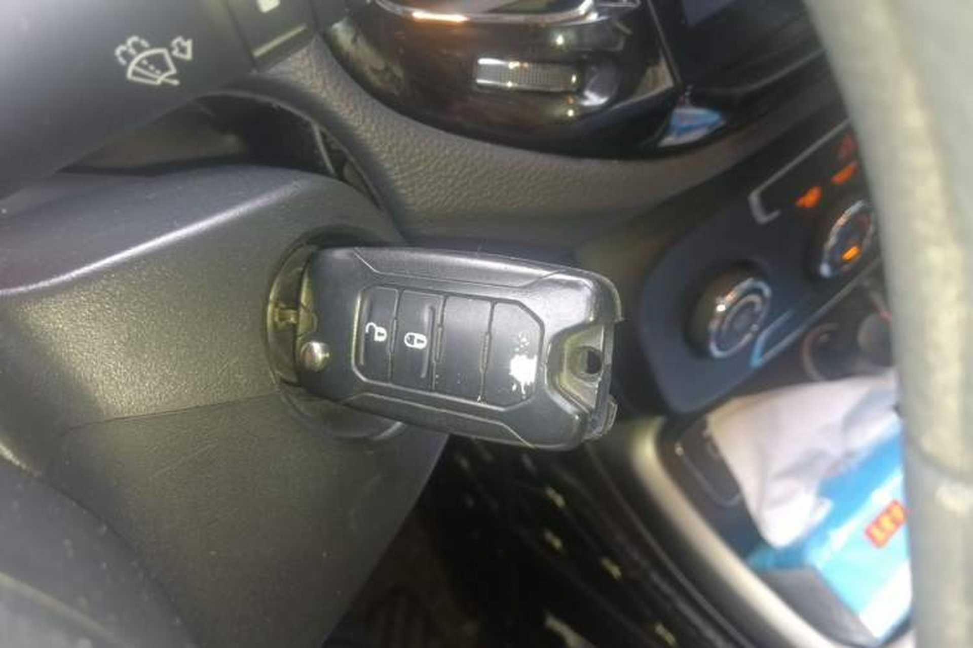 Used Jeep Compass 2017 200T Automatic Enjoyment Version Vehicle Key