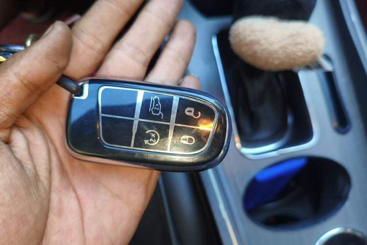 Used Jeep Compass 2017 200T Automatic Family Edition Vehicle Key