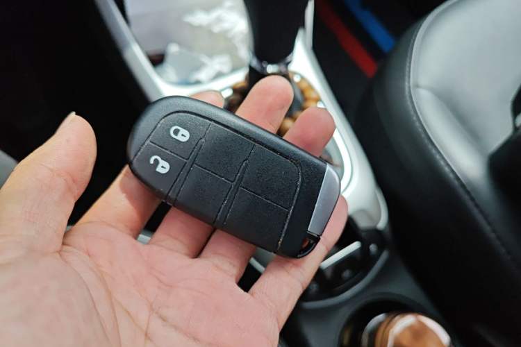 Used Jeep Compass 2017 200T Automatic Family Edition Vehicle Key