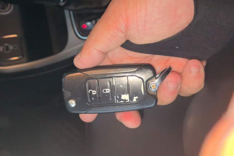 Used Jeep Compass 2017 200T Automatic Enjoyment Edition Vehicle Key