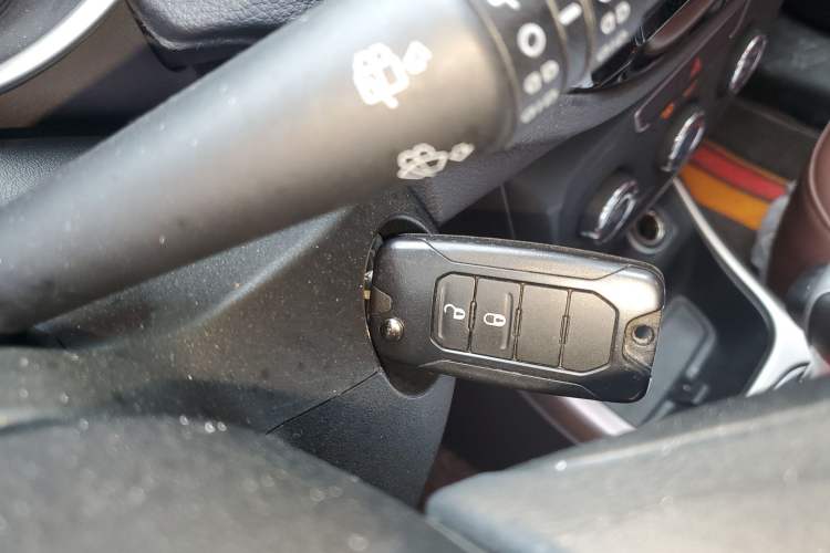 Used Jeep Compass 2017 200T Automatic Enjoyment Edition Vehicle Key