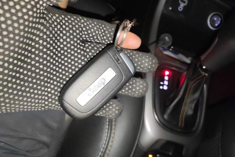 Used Jeep Compass 2017 200T Automatic Family Edition Vehicle Key