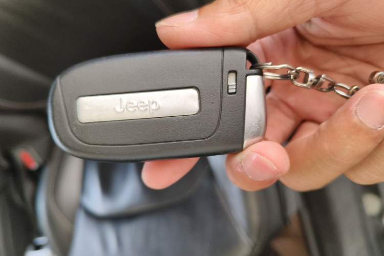 Used Jeep Compass 2017 200T Automatic Family Edition Vehicle Key