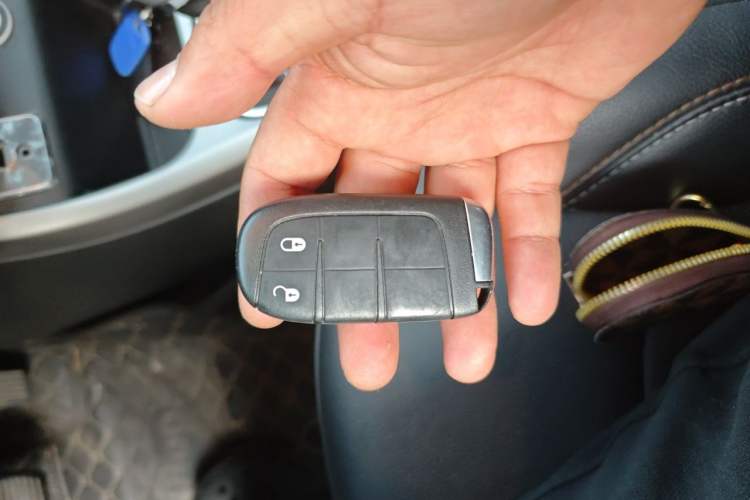 Used Jeep Compass 2017 200T Automatic Family Edition Vehicle Key