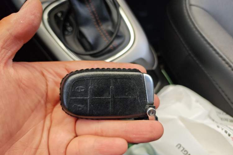 Used Jeep Compass 2017 200T Automatic Family Edition Vehicle Key