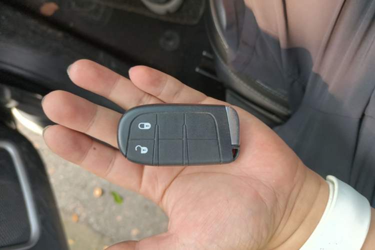 Used Jeep Compass 2017 200T Automatic Family Edition Vehicle Key