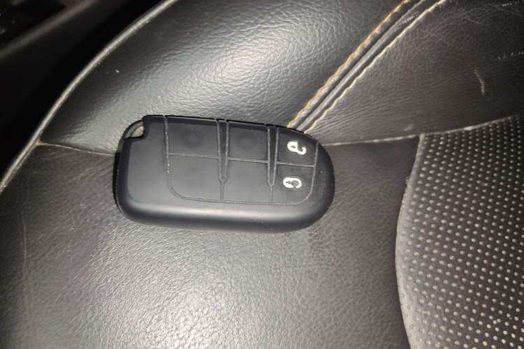 Used Jeep Compass 2017 200T Automatic Family Edition Vehicle Key