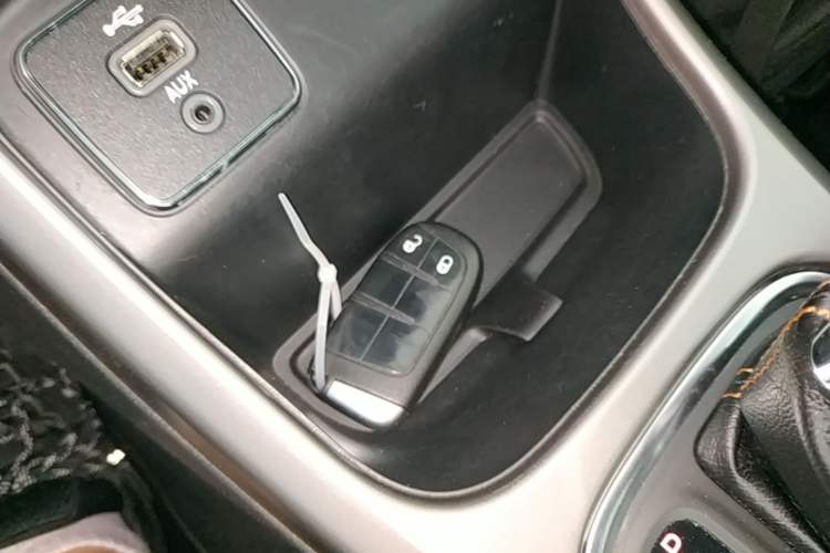 Used Jeep Compass 2017 200T Automatic Family Edition Vehicle Key