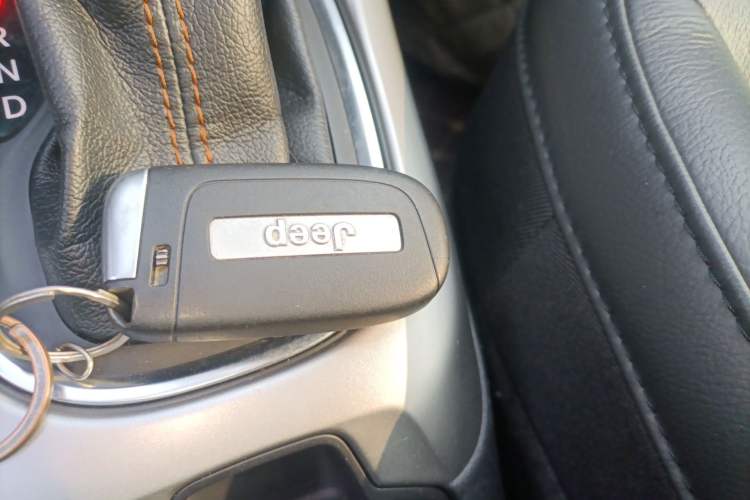 Used Jeep Compass 2017 200T Automatic Family Edition Vehicle Key