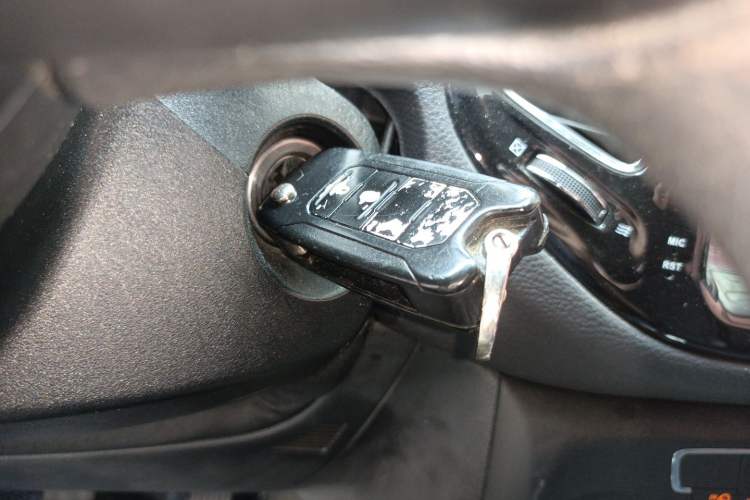 Used Jeep Compass 2017 200T Automatic Enjoyment Edition Vehicle Key