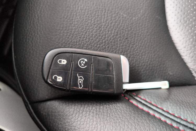 Used Jeep Compass 2017 200T Automatic Prestige Edition Vehicle Key