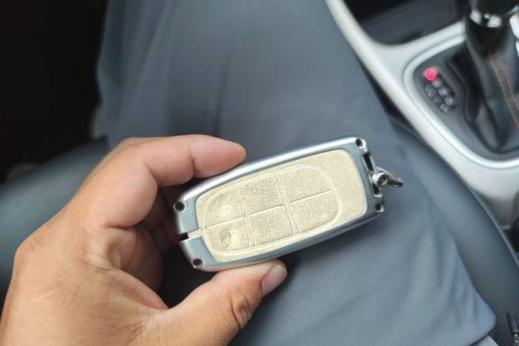 Used Jeep Compass 2017 200T Automatic Family Edition Vehicle Key