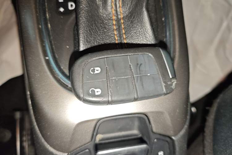 Used Jeep Compass 2017 200T Automatic Family Edition Vehicle Key
