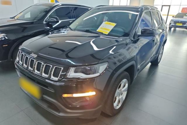 Ojetý Jeep Compass 2017 200T Automatic Family Edition