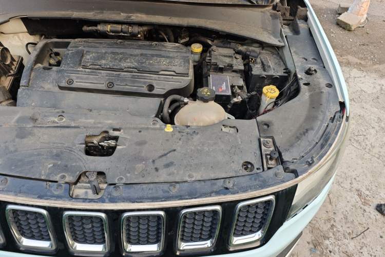 Used Jeep Compass 2017 200T Automatic Family Edition Engine Bay Left