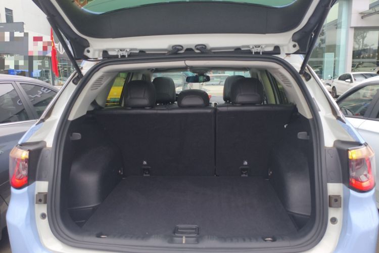Used Jeep Compass 2017 200T Automatic Family Edition Trunk