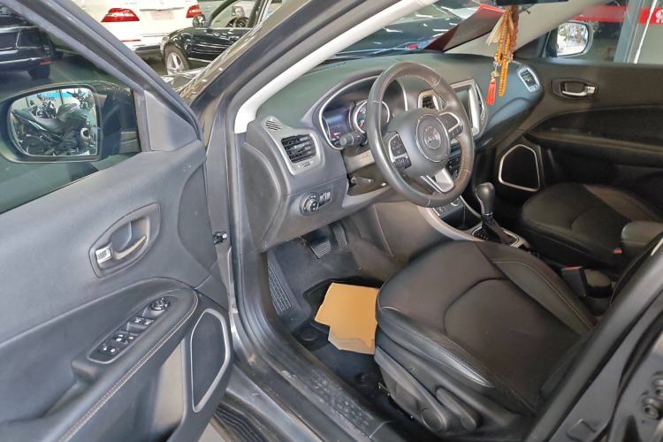 Used Jeep Compass 2017 200T Automatic Family Edition Driver Seat