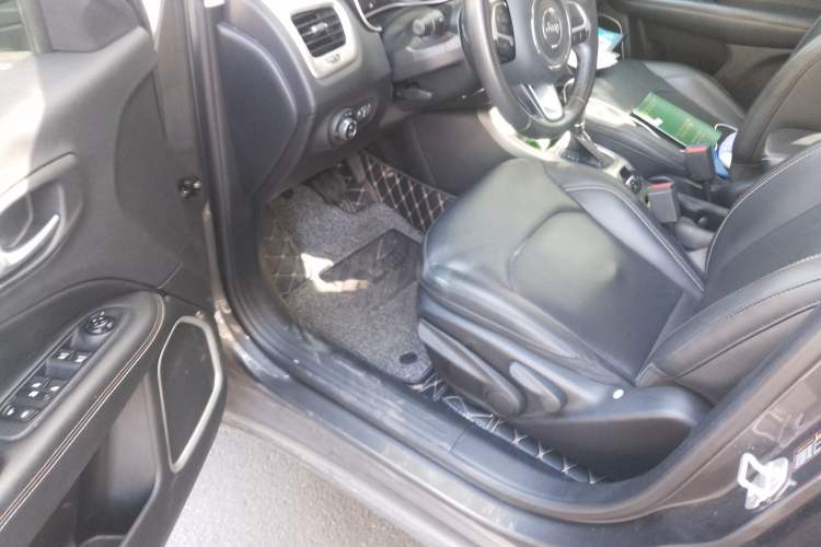 Used Jeep Compass 2017 200T Automatic Family Edition Driver Seat