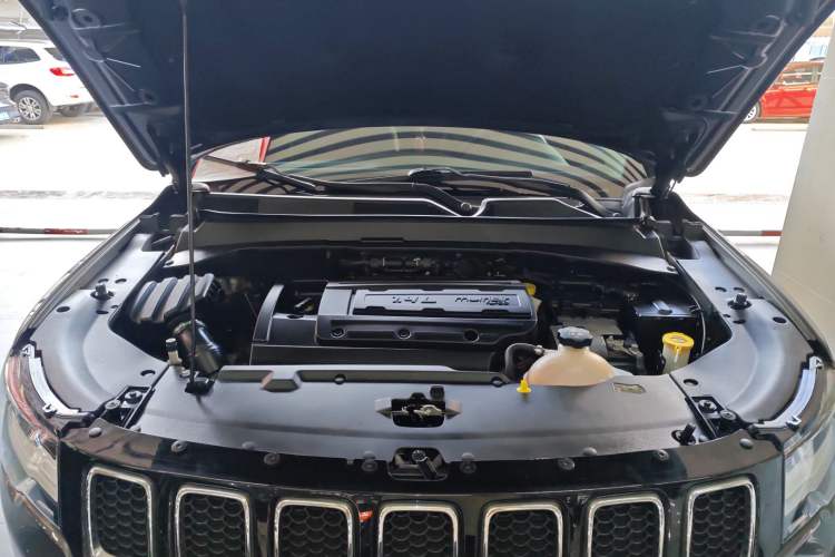 Used Jeep Compass 2017 200T Automatic Family Edition Engine Bay