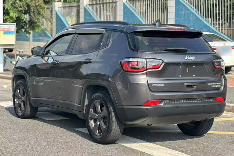 Used Jeep Compass 2017 200T Automatic Enjoyment Edition Exterior 2