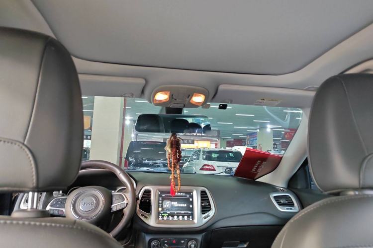 Used Jeep Compass 2017 200T Automatic Family Edition Headliner
