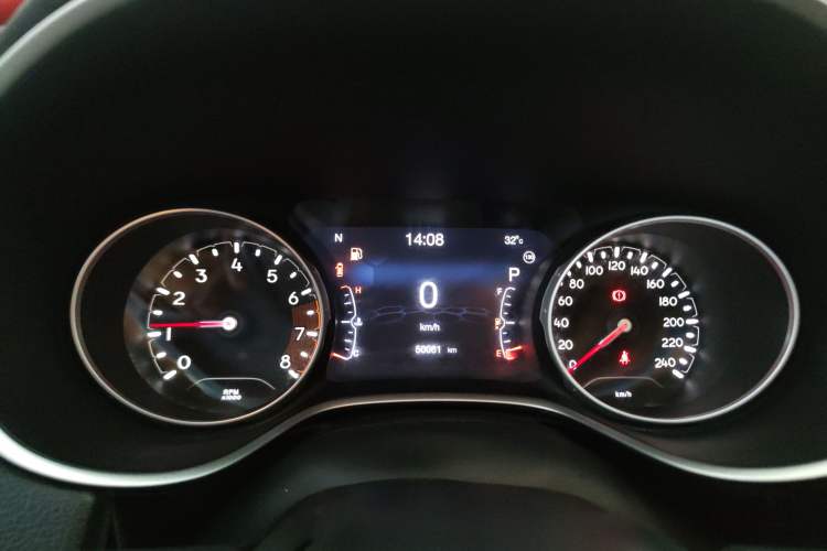 Used Jeep Compass 2017 200T Automatic Family Edition Instrument Cluster