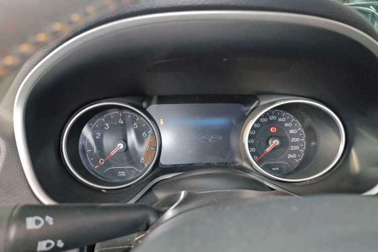 Used Jeep Compass 2017 200T Automatic Family Edition Instrument Cluster