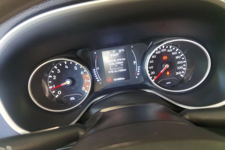 Used Jeep Compass 2017 200T Automatic Enjoyment Edition Odometer Close Up