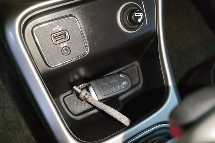 Used Jeep Compass 2017 200T Automatic Family Edition Vehicle Key
