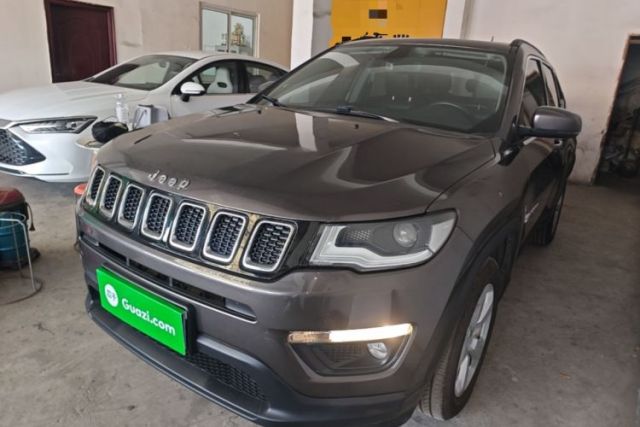 Jeep Compass 2017 200T Automatic Family Edition de segunda mano