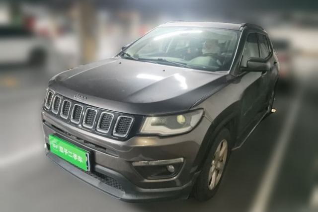 Jeep Compass 2017 200T Automatic Family Edition de segunda mano