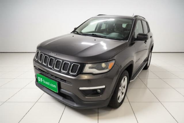 Ojetý Jeep Compass 2017 200T Automatic Family Edition
